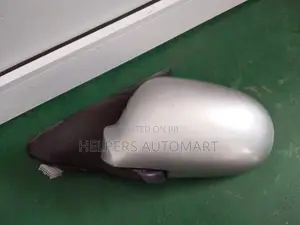 Nissan Sunny FB15 Side Mirror