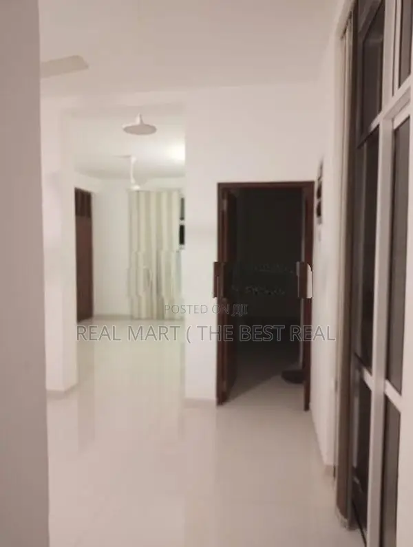 Malabe : 3BR (1,033sf) Apartment for Sale