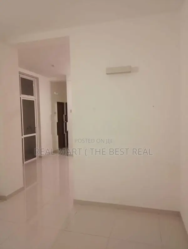 Malabe : 3BR (1,033sf) Apartment for Sale