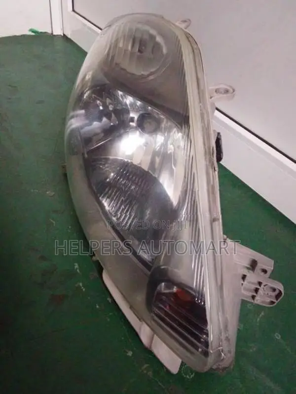 Toyota passo KGC10 Head Light Blackbase