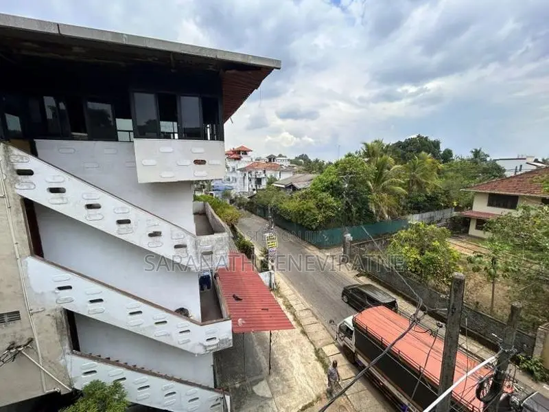 Commercial Building for Sale Pannipitiya Moraketiya Junction