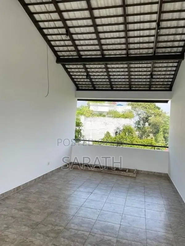 6 Bed With Brand New House Sale Pannipitiya