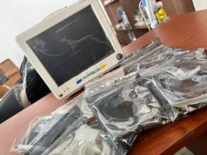 PATIENT MONITOR MILLANIUM CARE P-12M