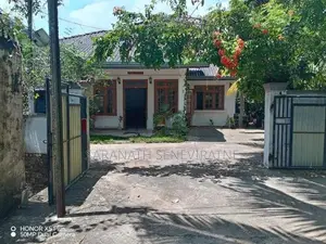 House for Sale from Kandy - Ampitiya on Thalathuoya Road