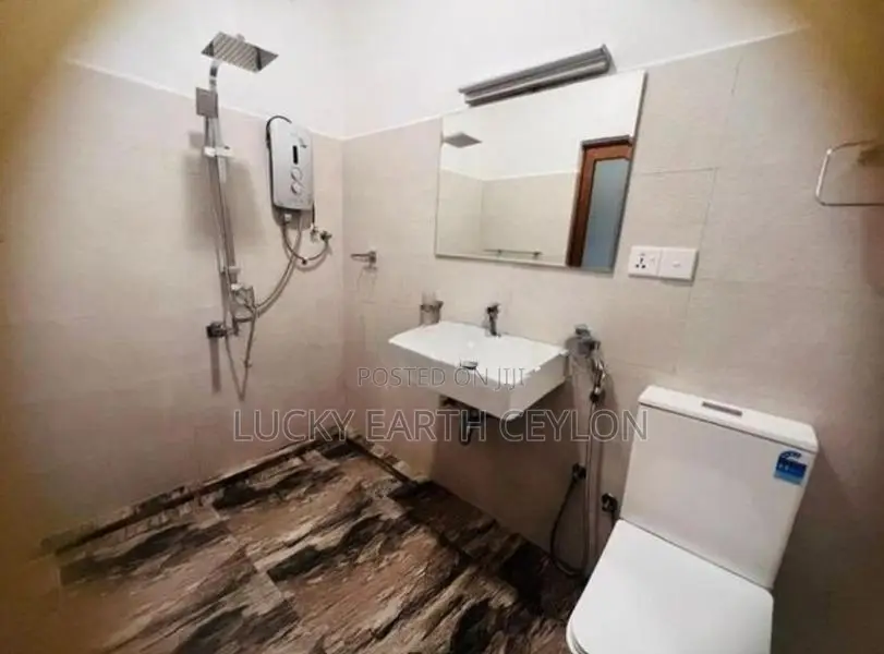 Colombo 8,Ground Floor, Furnished Apartment For Rent (MG1308)