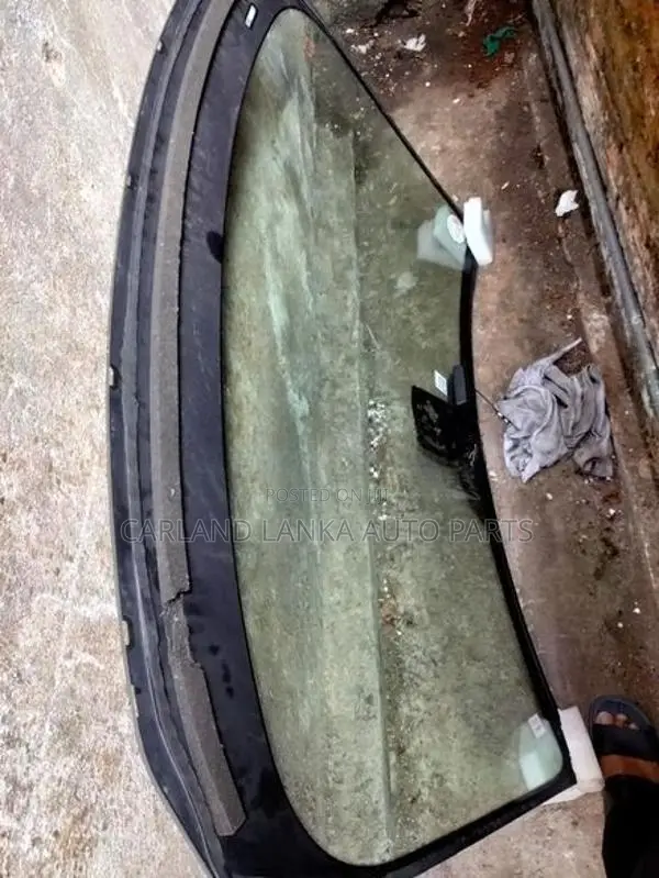 BMW F10 520D Windscreen