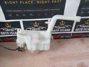 Mazda Demio DE3FS Wiper Washer Tank