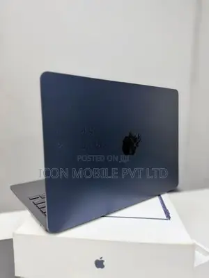 MacBook Air M4 16GB | 256GB