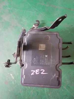 Honda Insight ZE2 ABS Unit