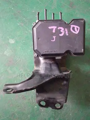Nissan X-Trail T31 ABS Unit