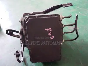 Honda Vezel RU3 ABS Unit ( T7BJ5 )