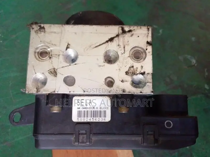 Honda Fit GD1 ABS Unit
