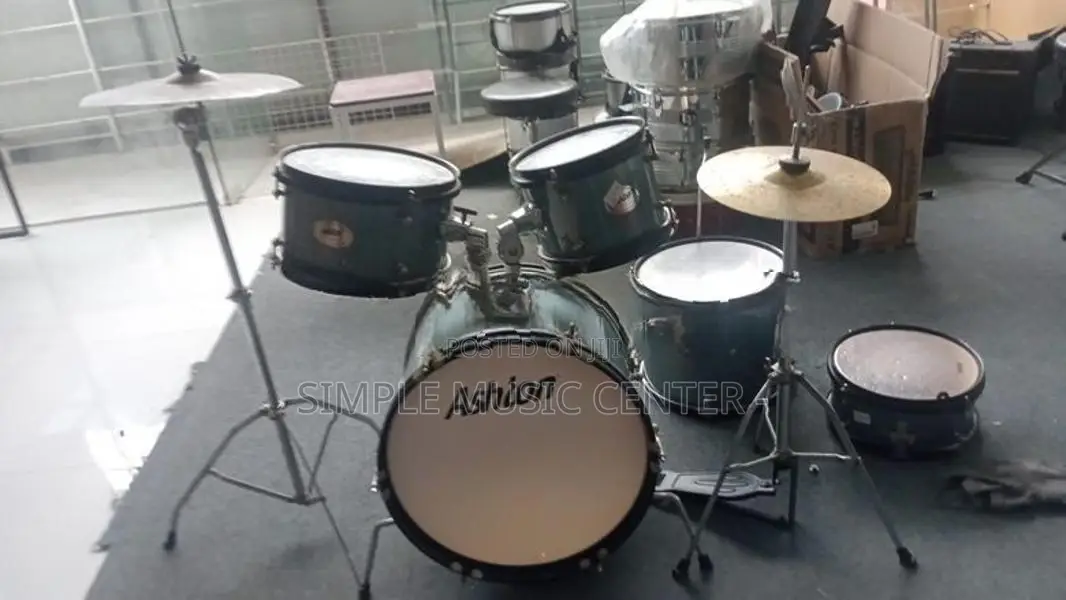 Ashton Junior Acoustic Kids Drum Set
