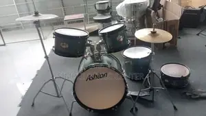 Ashton Junior Acoustic Kids Drum Set