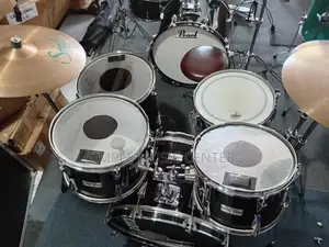Yamaha 5 Pcs Complete Acoustic Drum Set