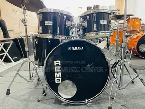 Yamaha 5 Pcs Complete Acoustic Drum Set