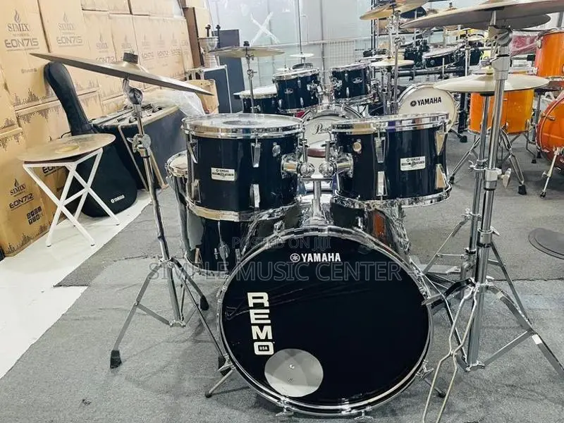 Yamaha 5 Pcs Complete Acoustic Drum Set