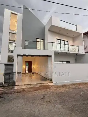 Modern Luxury House For Sale Athurugiriya