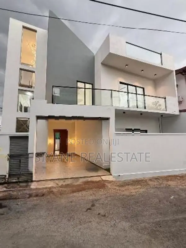 Modern Luxury House For Sale Athurugiriya