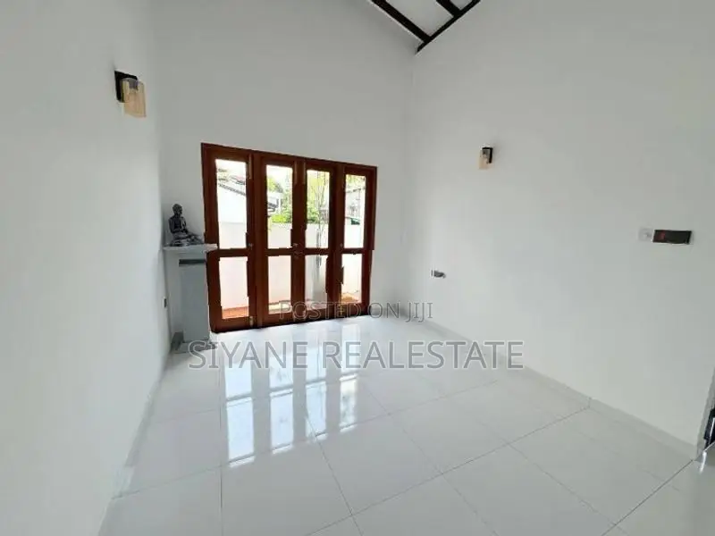 Super Brand New House For Sale Athurugiriya
