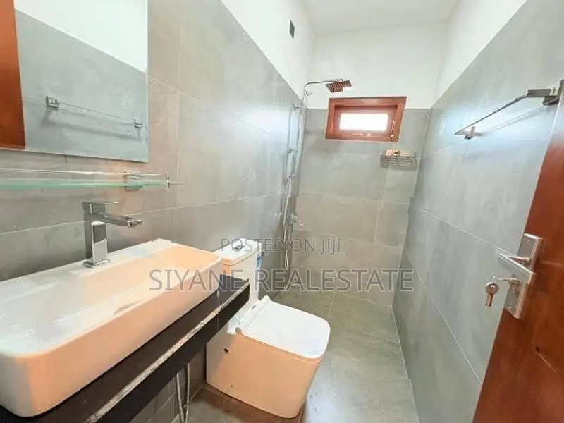 Super Brand New House For Sale Athurugiriya