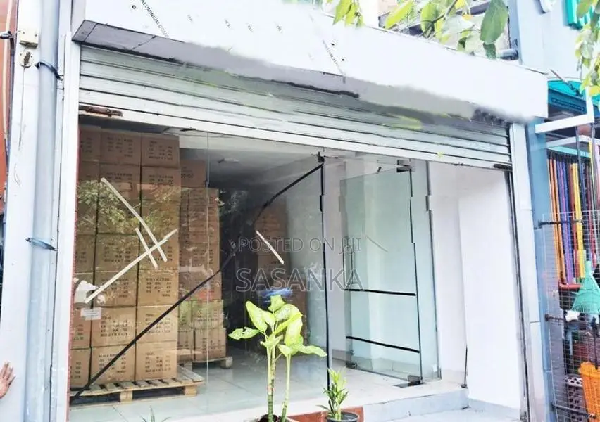 Nugegoda High Level Road Junction Building Available For sale