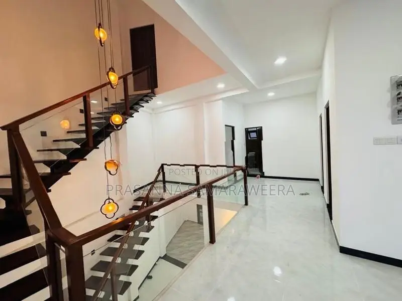 Brand New Modern super luxury 2 Story House-piliyandala