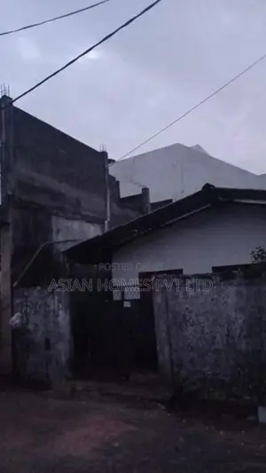 4.3 P OLD HOUSE FOR SALE LAND VALUE IN RATMALANA