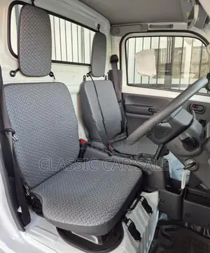Suzuki Carry 2025