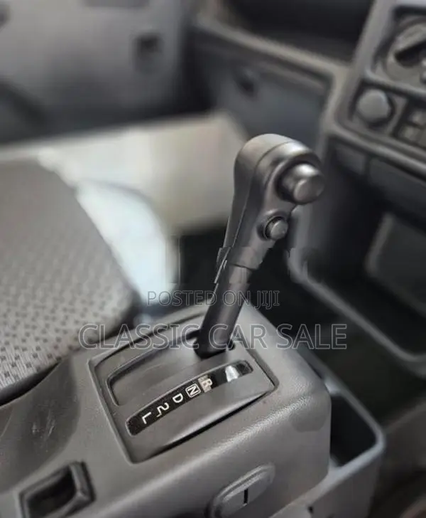 Suzuki Carry 2025