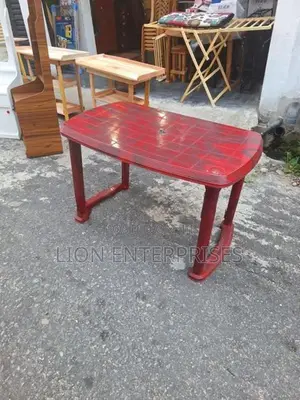 Nippon Plastic Tables