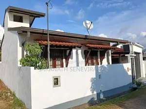 House for Sale in Athurugiriya
