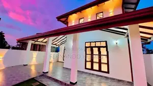 Nice Brand New Luxury Single Storey Good House for Sale Negombo
