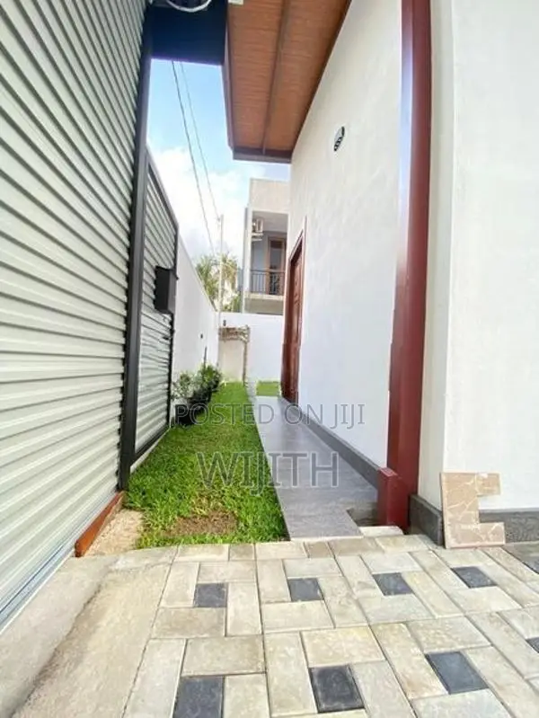 Brand New Single House for Sale in Kottawa