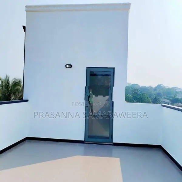 අති සුඛෝපභෝගී අලංකාර නවීනතම නිවස විකිණීමට piliyandala