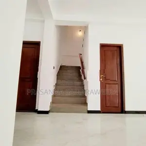 අති සුඛෝපභෝගී අලංකාර නවීනතම නිවස විකිණීමට piliyandala