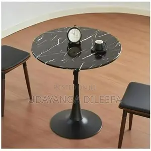 Restaurant Rownd Table
