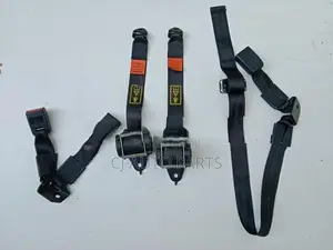 Nissan Dualis Rear Seat Belt Set