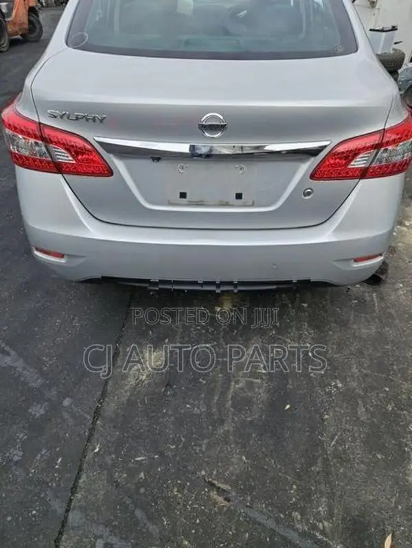 Nissan Sylphy B17 Body Parts