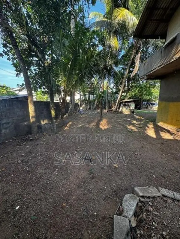 Dehiwala Attidiya Parakum mawatha 5.2Perches Land For Sale