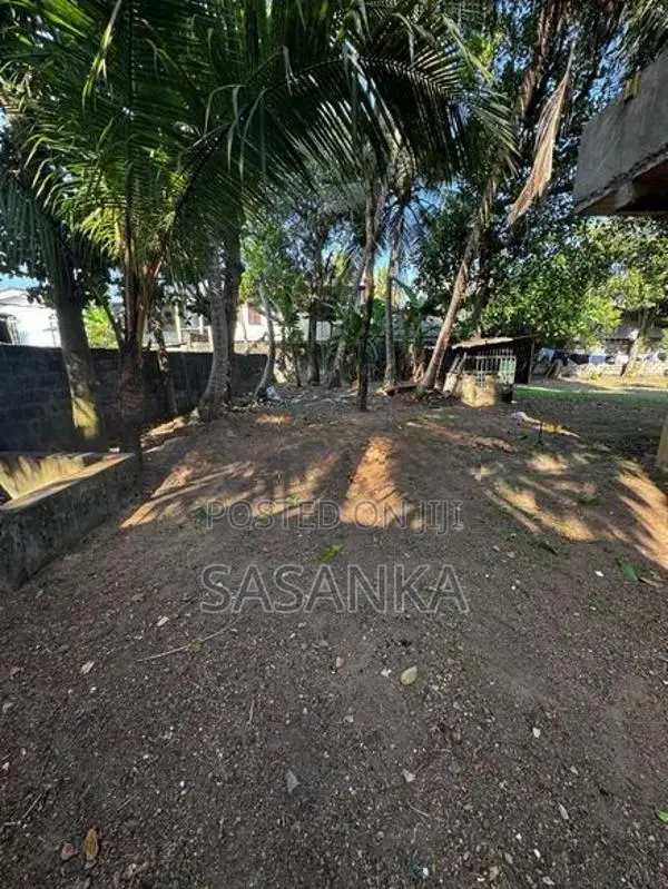 Dehiwala Attidiya Parakum mawatha 5.2Perches Land For Sale