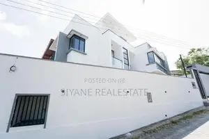 Modern Luxury House for Sale Thalahena, Malabe