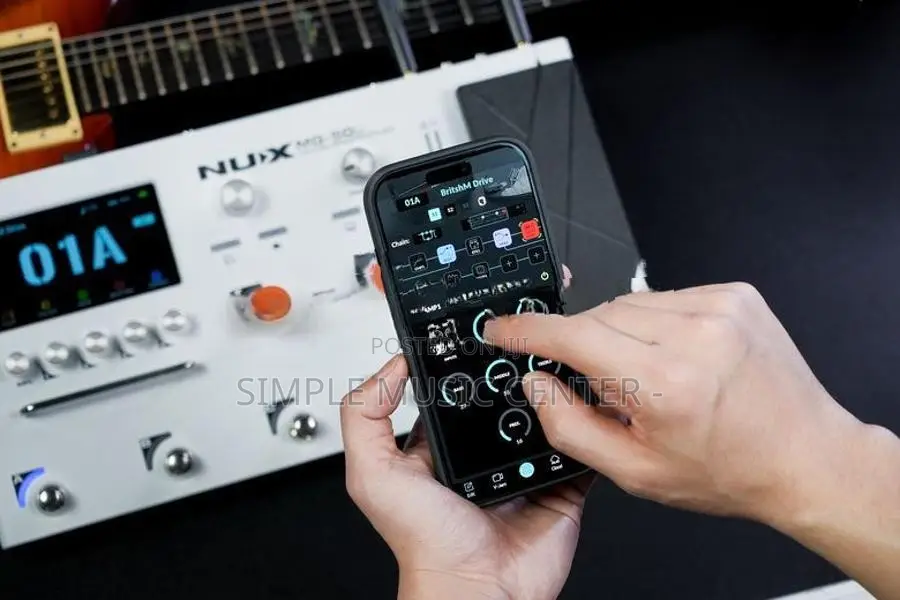 Nux Mg-50 Li Amp Modeler and Guitar with Bass Effects Processor