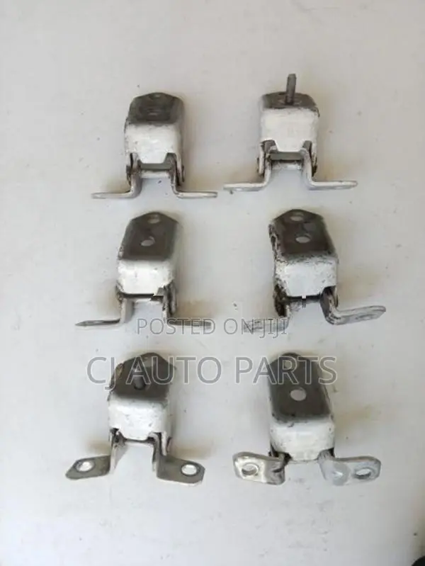 Mazda Axela BK5P Door Hinges