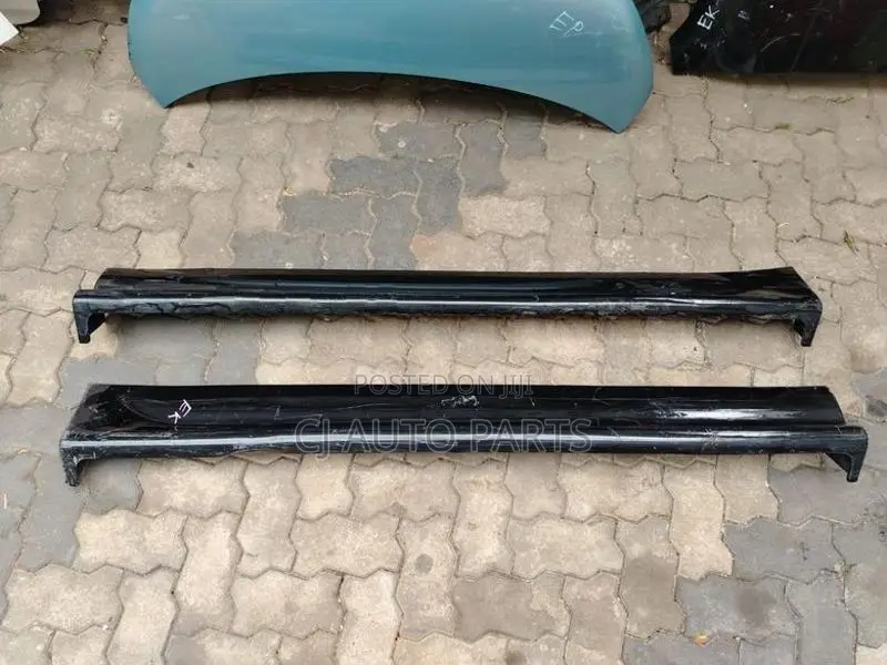 Daihatsu Terios Kid Side Skirts