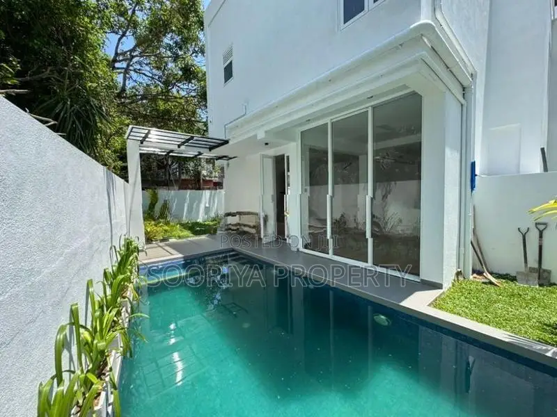 In Town with Swimming Pool Brand New House for Sale Piliyandala