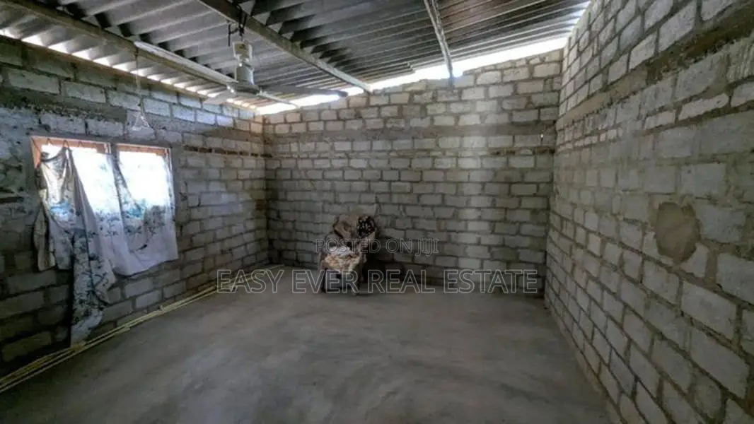 House for Sale in Kinawinna