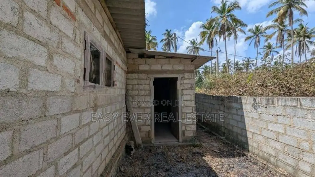House for Sale in Kinawinna