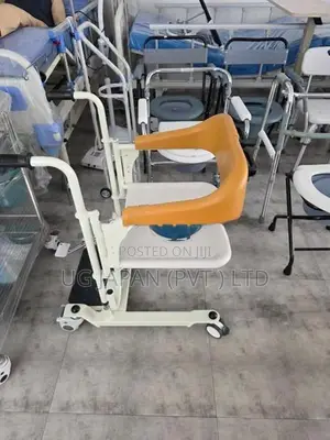 PATIENT TRANFER CHAIR