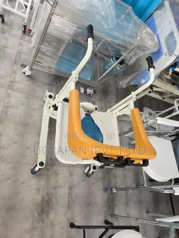 PATIENT TRANFER CHAIR